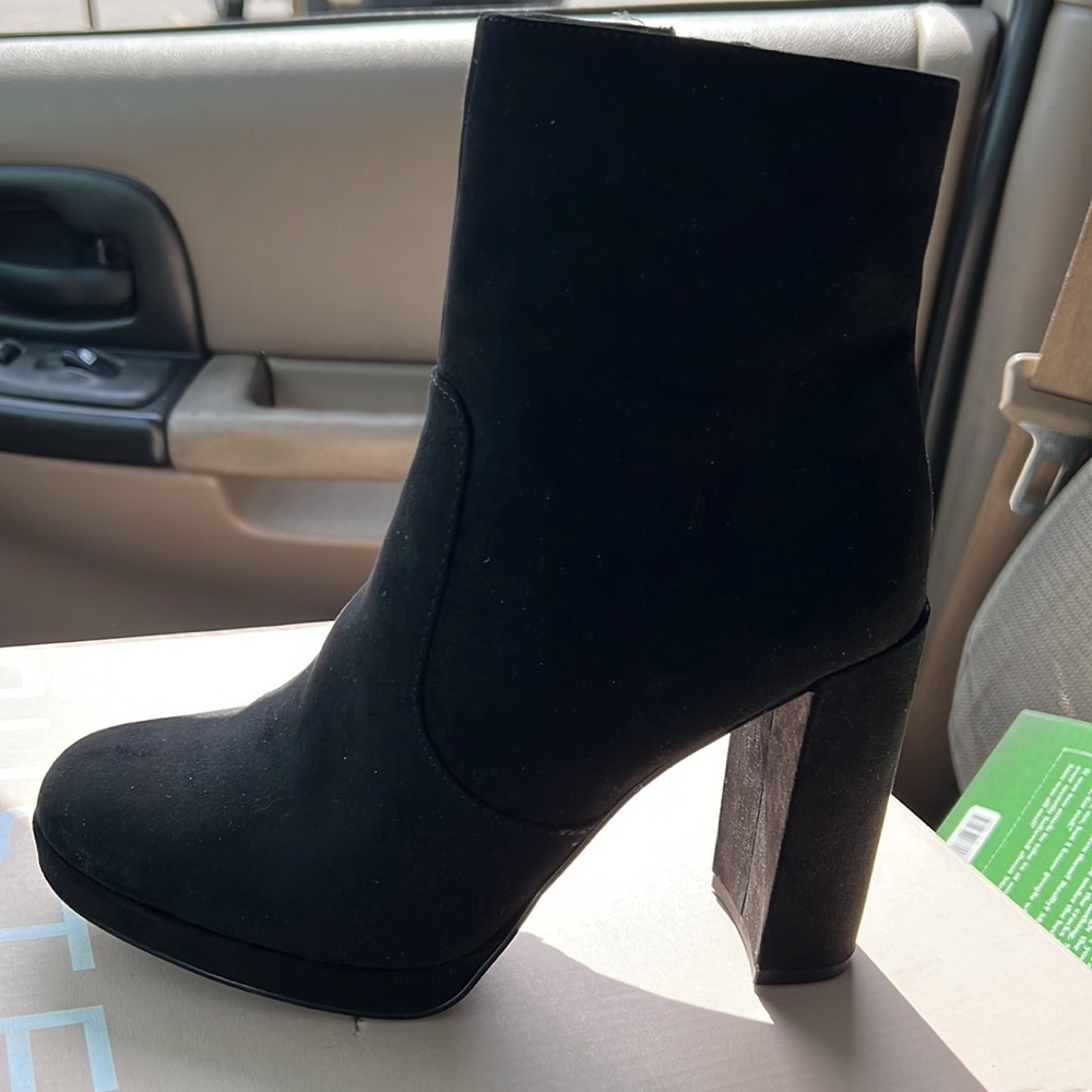 Booties - Picture 4 of 4